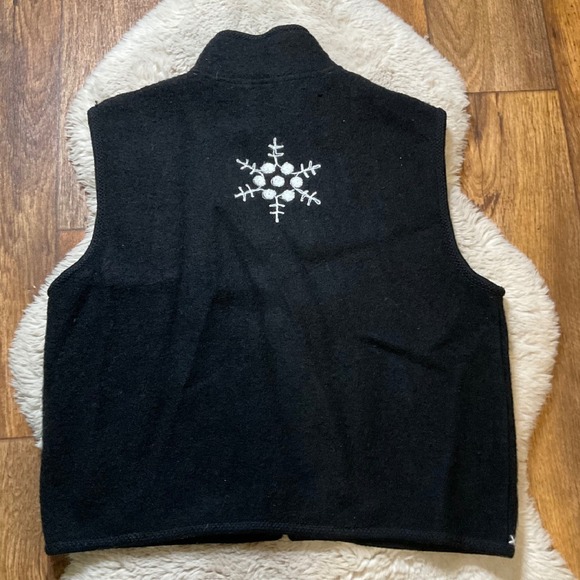 Lisa International Vest Womens Large Boiled Wool Embroidered Snowflake Black Wht - Picture 8 of 9